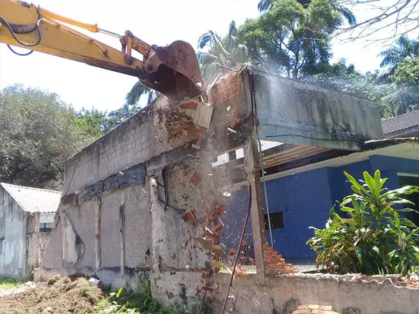 Demolição de Pequeno Porte