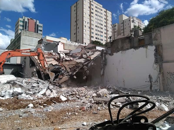 Demolição de Prédios